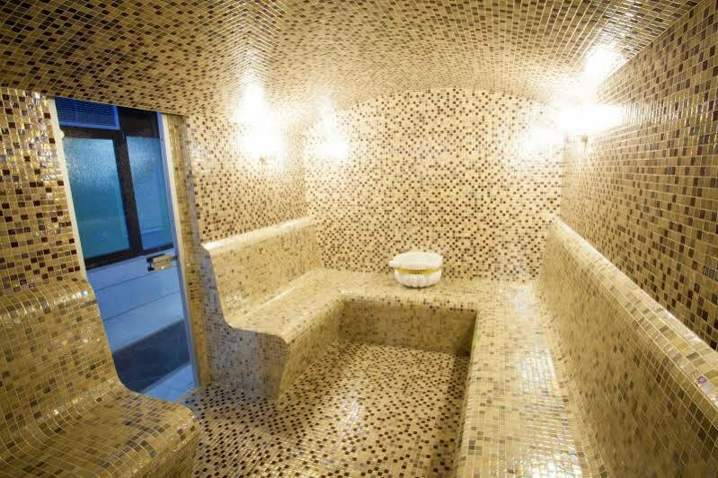 Emerald Suite Hotel Bakoe Buitenkant foto
