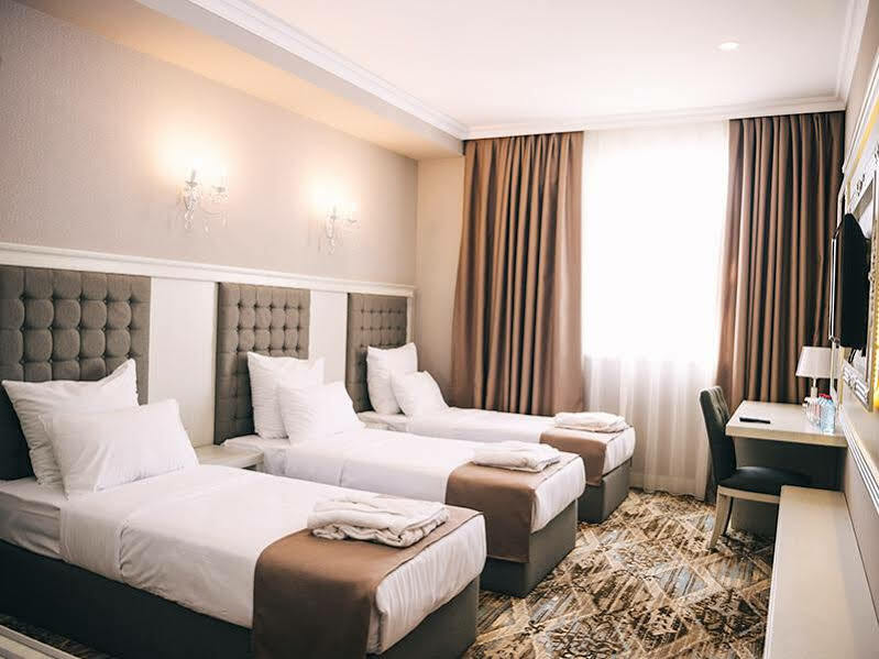 Emerald Suite Hotel Bakoe Buitenkant foto