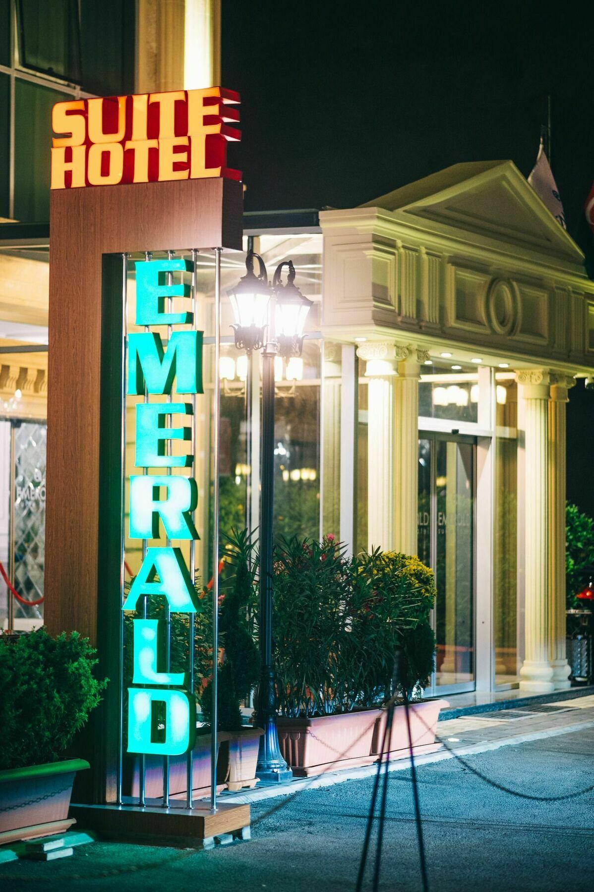 Emerald Suite Hotel Bakoe Buitenkant foto