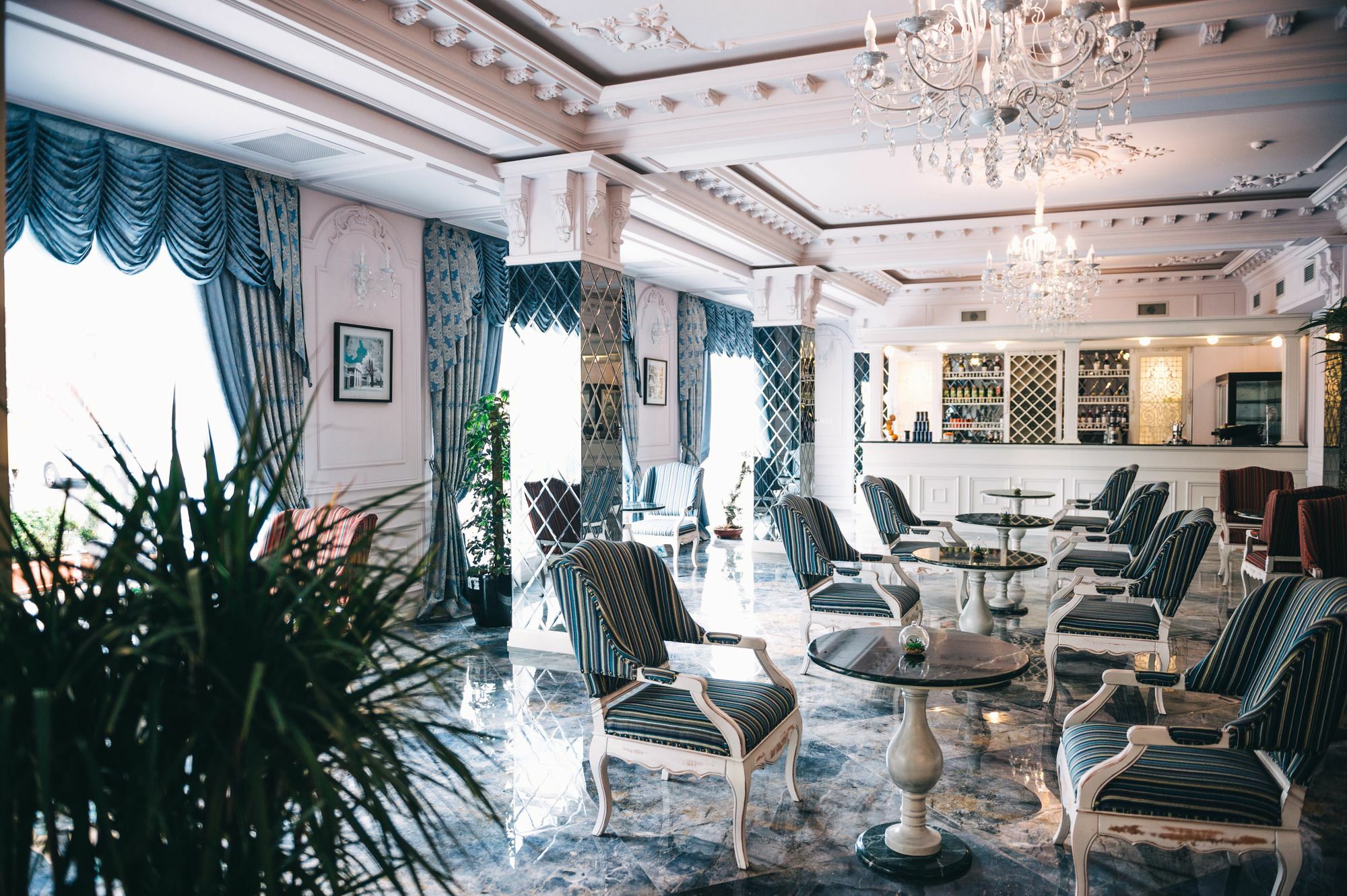 Emerald Suite Hotel Bakoe Buitenkant foto